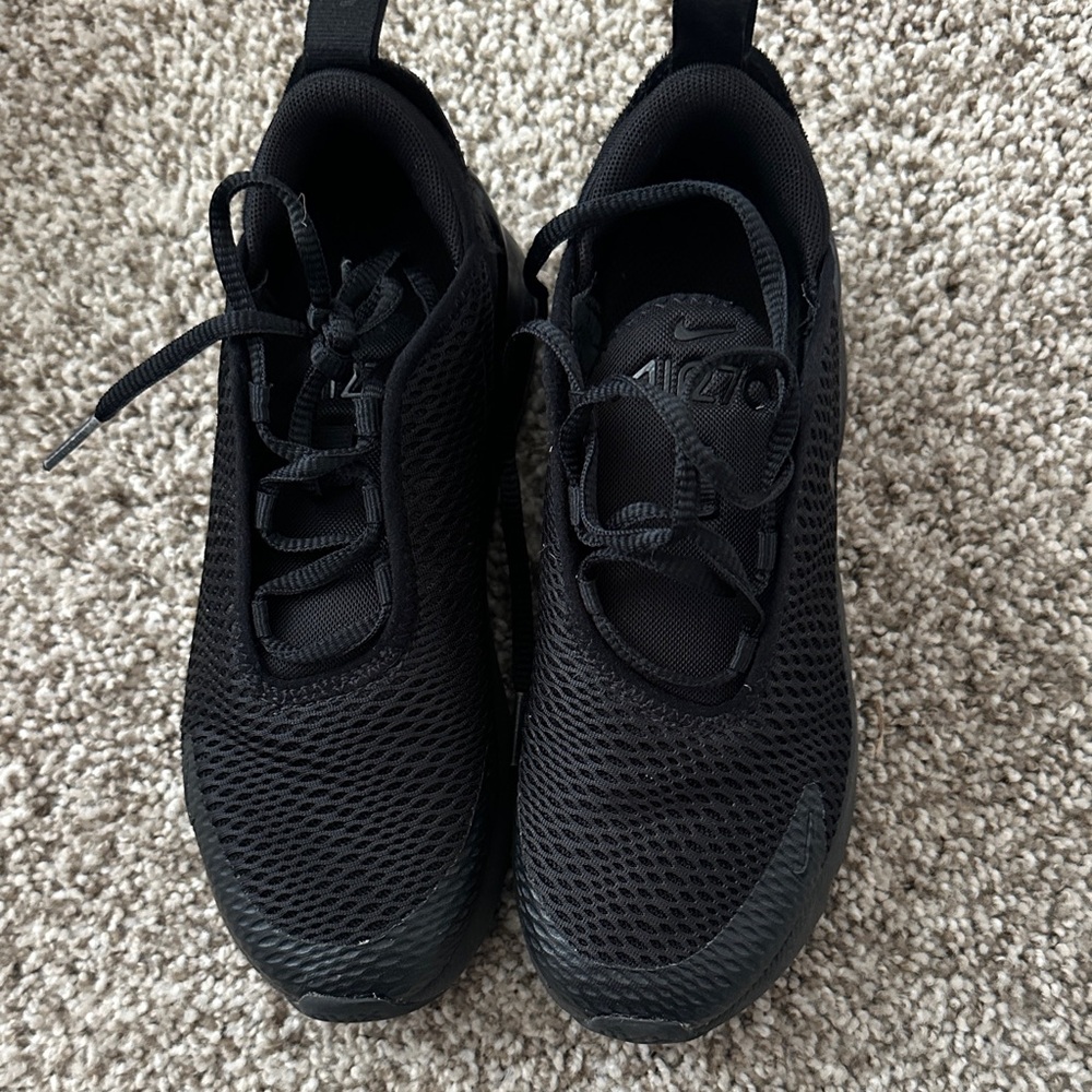 Boys Nike Air Max 270 Triple Black Sneakers